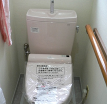 栃木小山 トイレ1F手すり