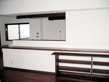 栃木小山　店舗から居住スペースへ施工後のカウンター