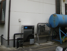 栃木小山　オール電化施工前の石油給湯器