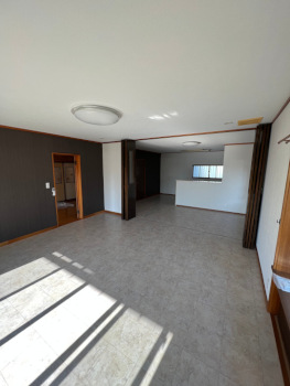 小山市　K様邸　キッチン・浴室・内装リフォーム（採光と風通しを重視したリビングダイニングキッチン）施工事例